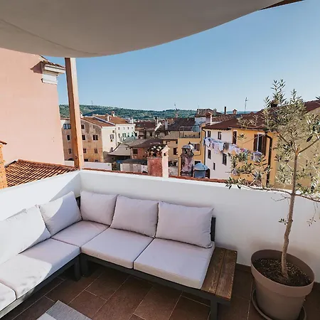 Апартаменты Isolana Center Rooftop Terrace