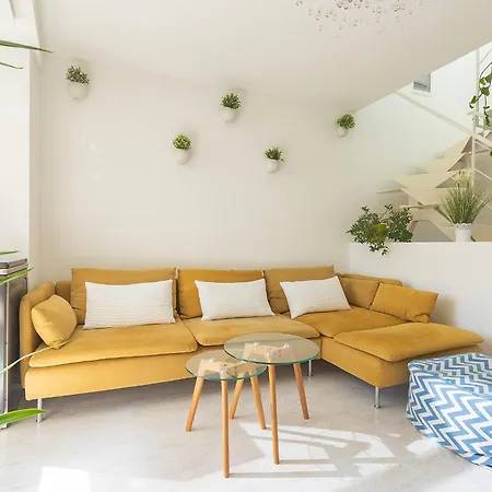 Isolana Center Rooftop Terrace Апартаменты Изола